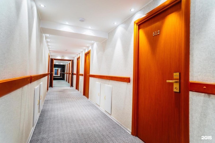 «Волга» (Тверь, ул.Желябова, 1)