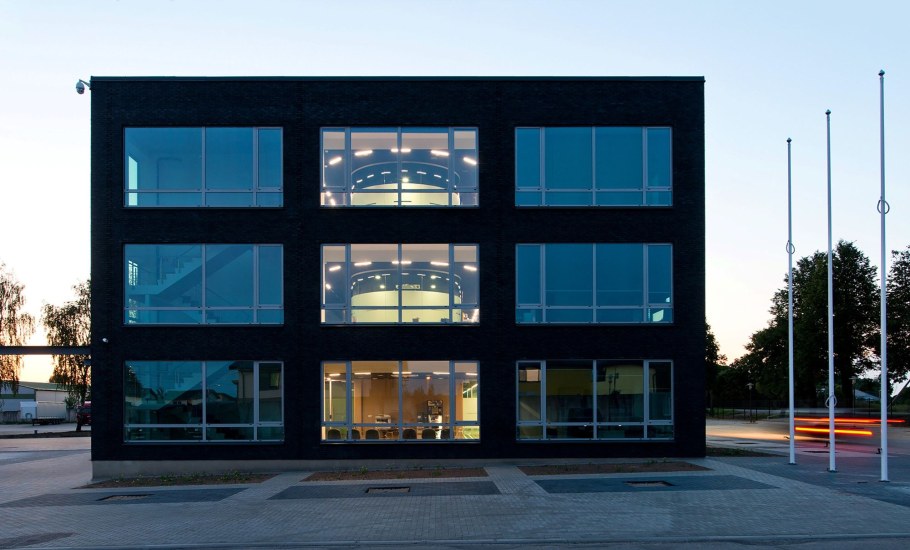 Фасад офисного здания