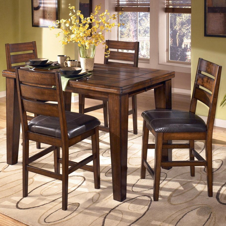 Набор мебели для столовой