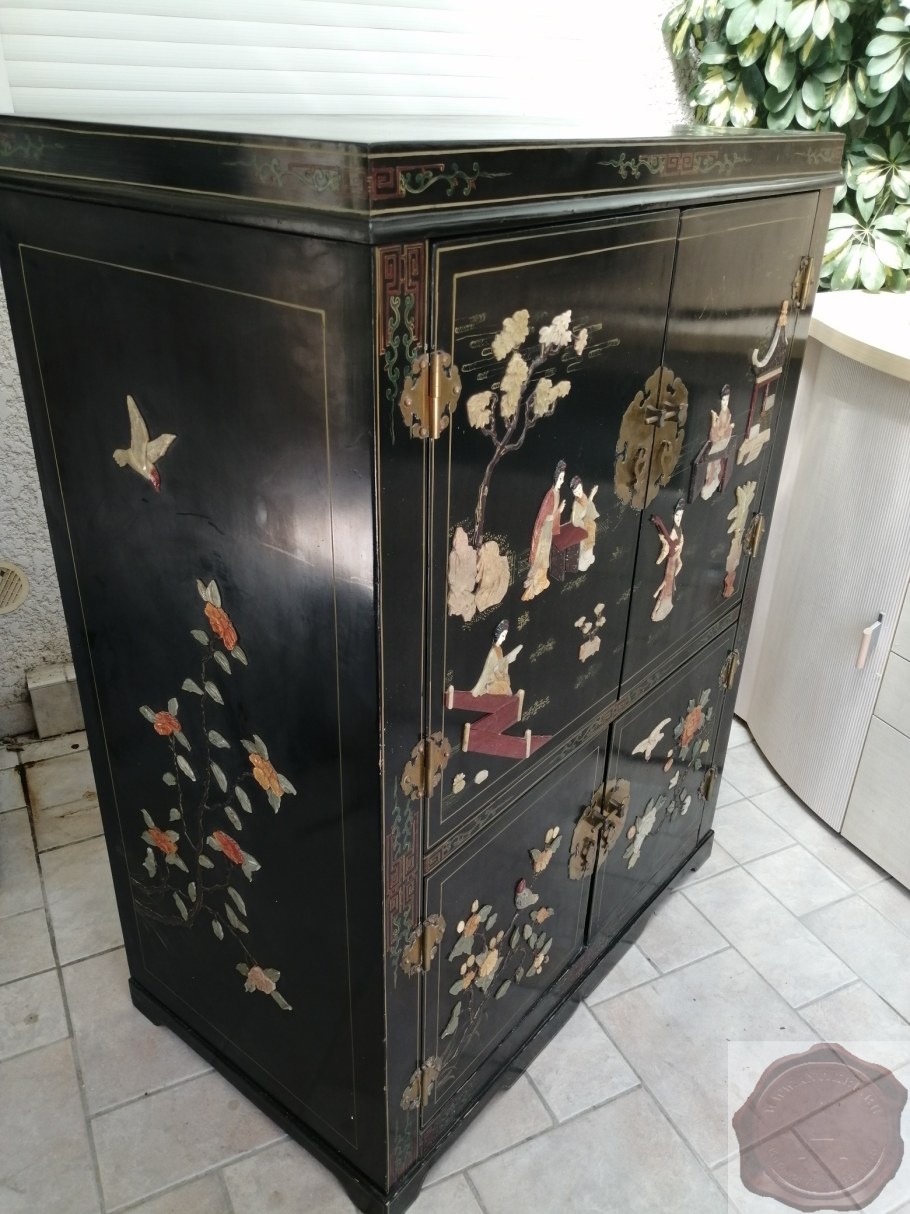 Китайская тумба