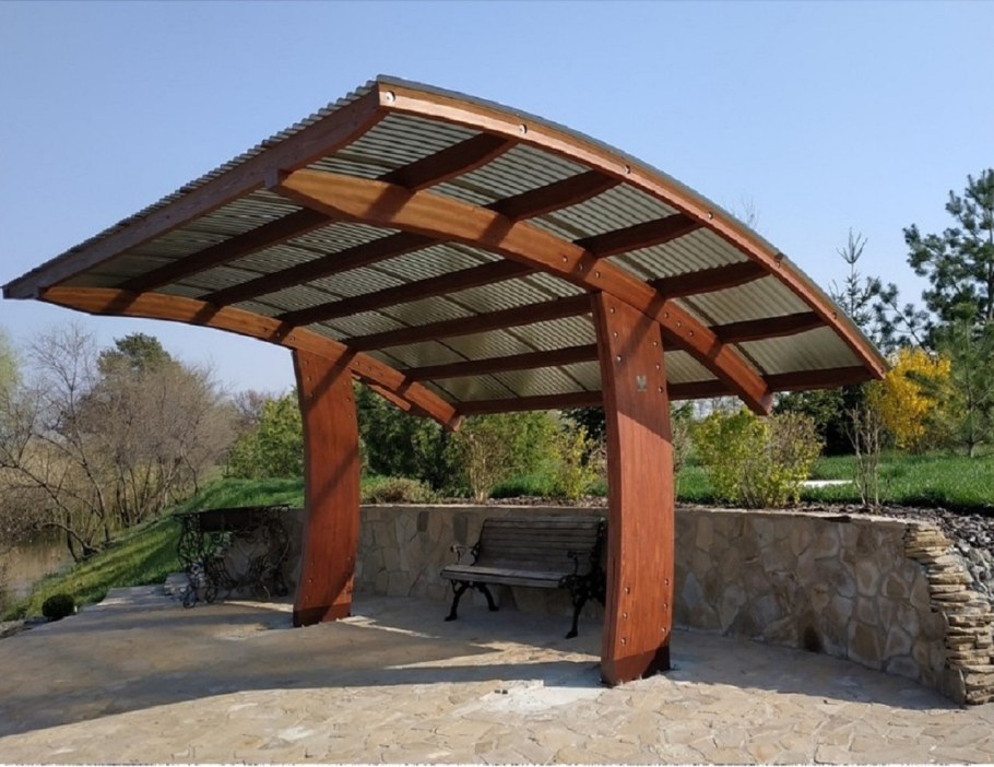 Консольный навес из дерева