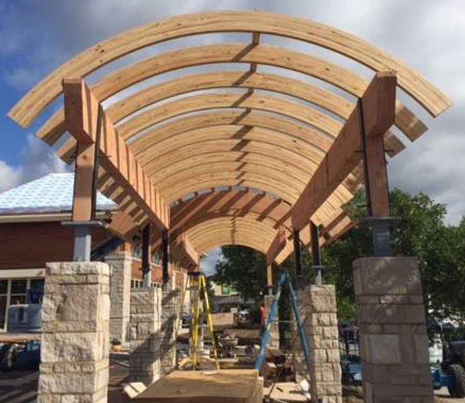 Арочные навесы из дерева