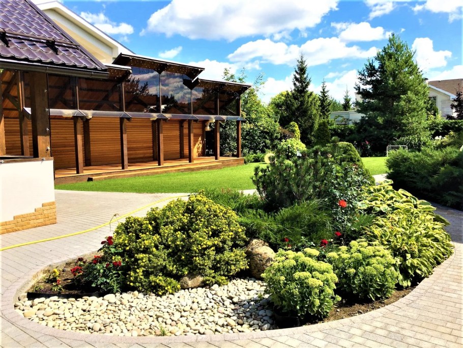 Озеленение участка под ключ