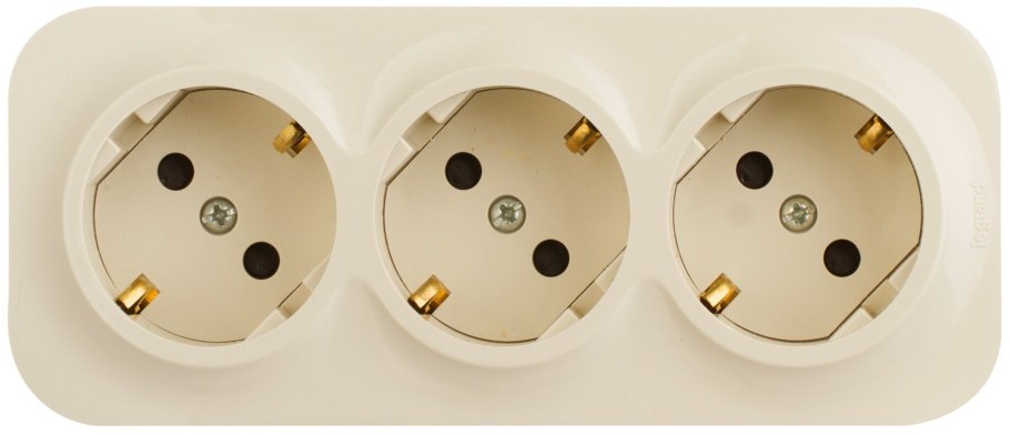 Розетка Legrand 782248 Quteo