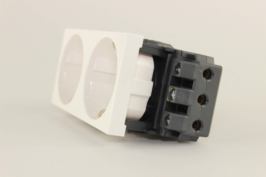 Розетка волоконно-оптическая Legrand Mosaic 2sc