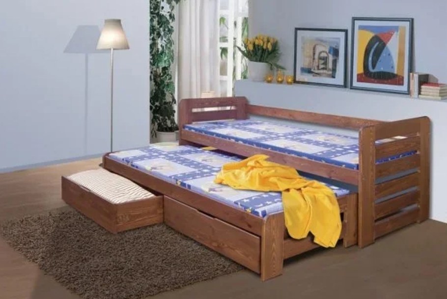 Выдвижная кровать для двоих детей из массива