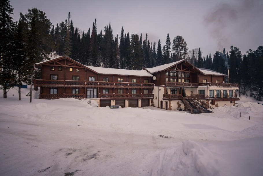 Етти Хаус Шерегеш