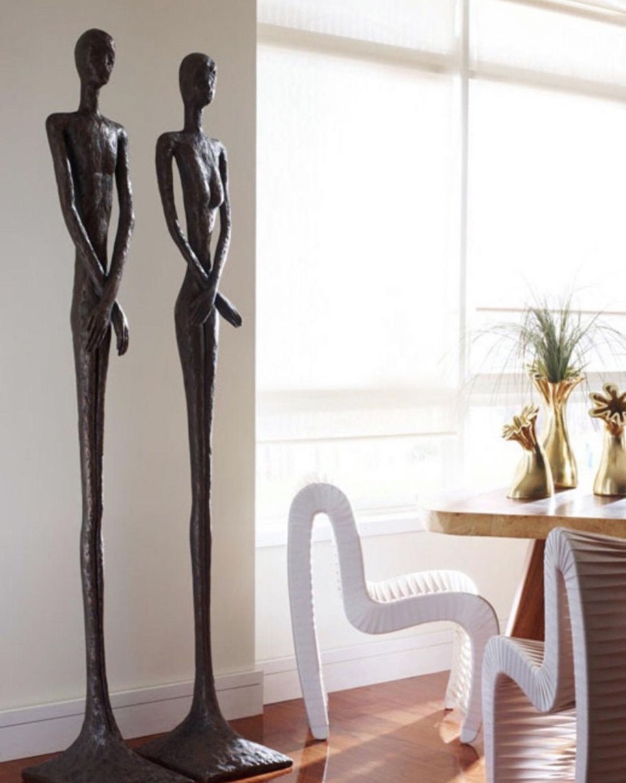 Современные статуэтки для интерьера