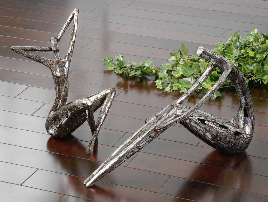 Дизайнерские вещи из металла