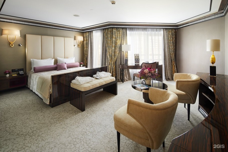 Отель Crowne Plaza Moscow World trade Centre