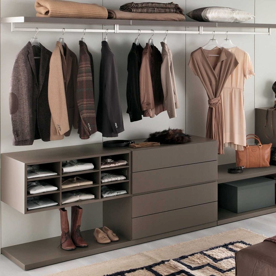 Открытые гардеробные системы
