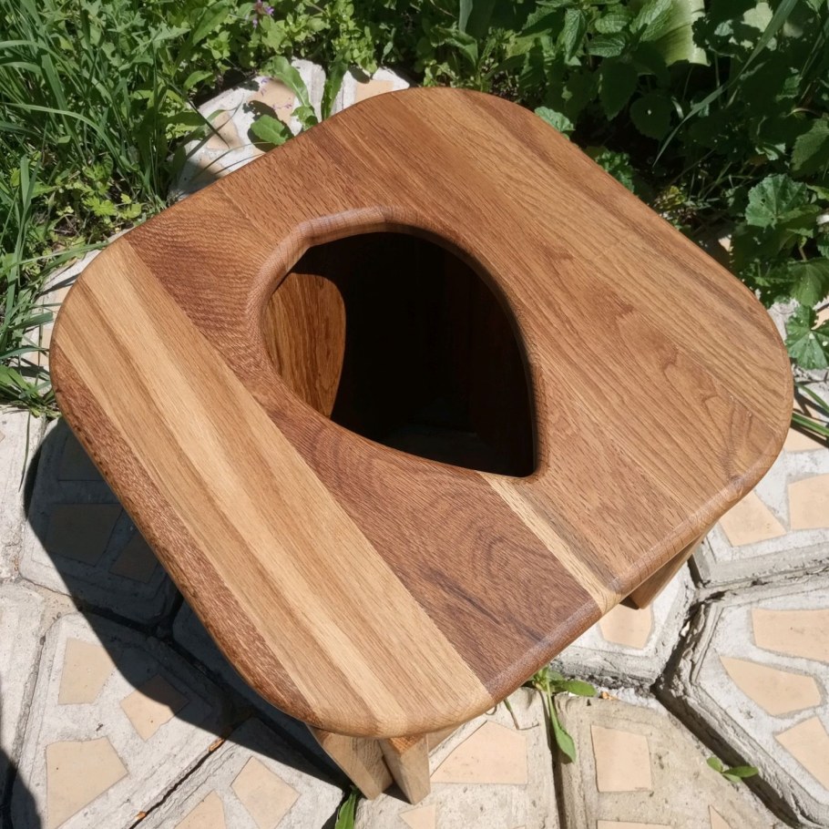 Стульчик для Йонистим