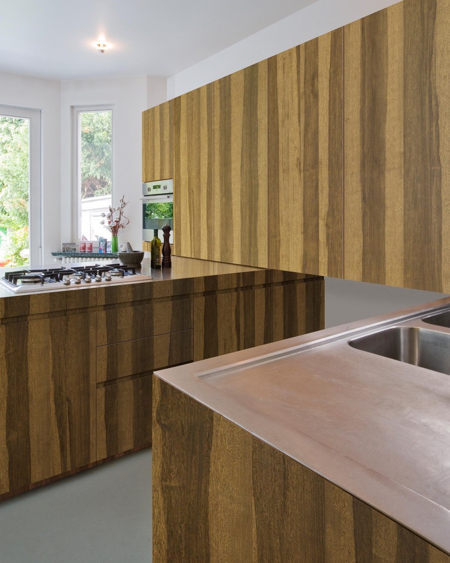 Кухни в шпоне американского ореха