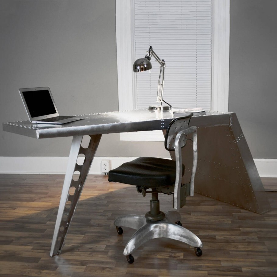 Aviator Valkyrie Desk