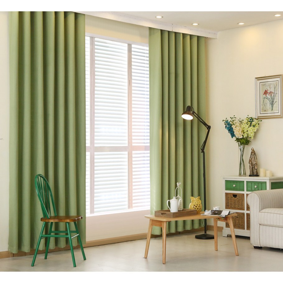 Фисташковые шторы блэкаут