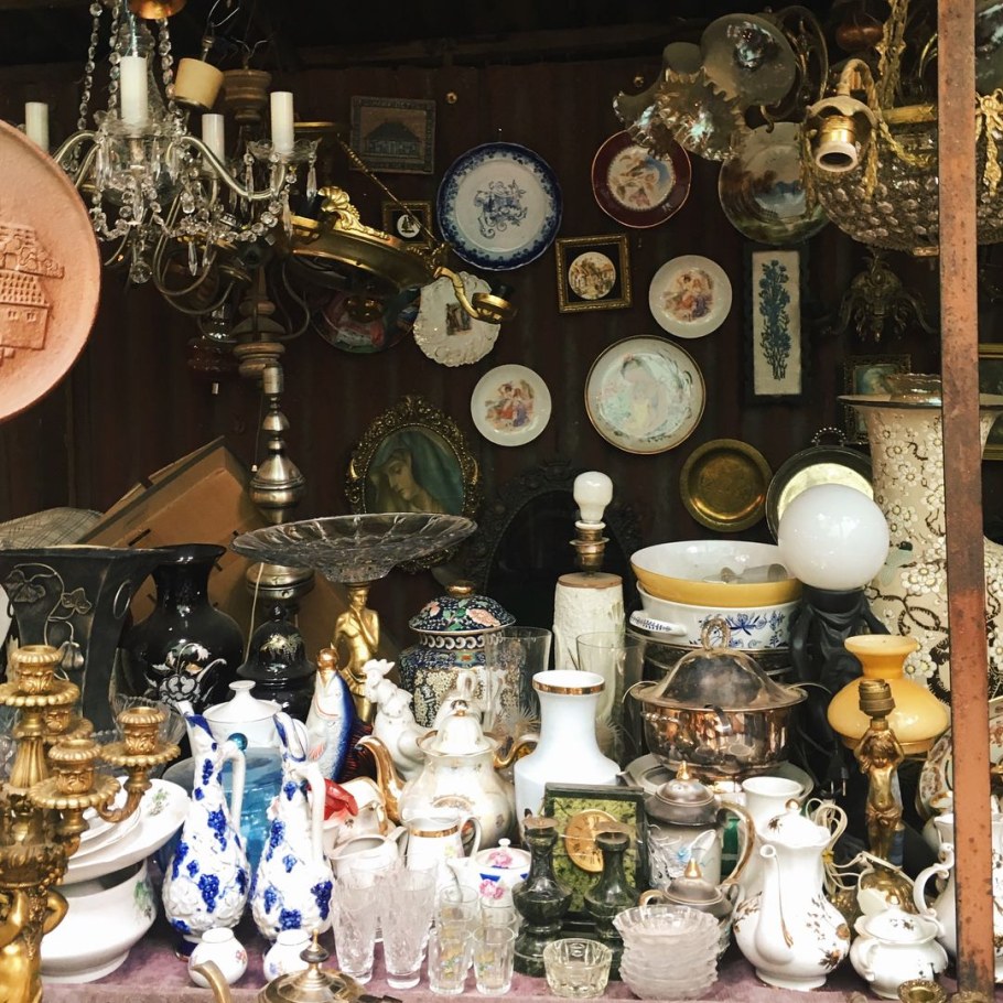 Антикварные товары