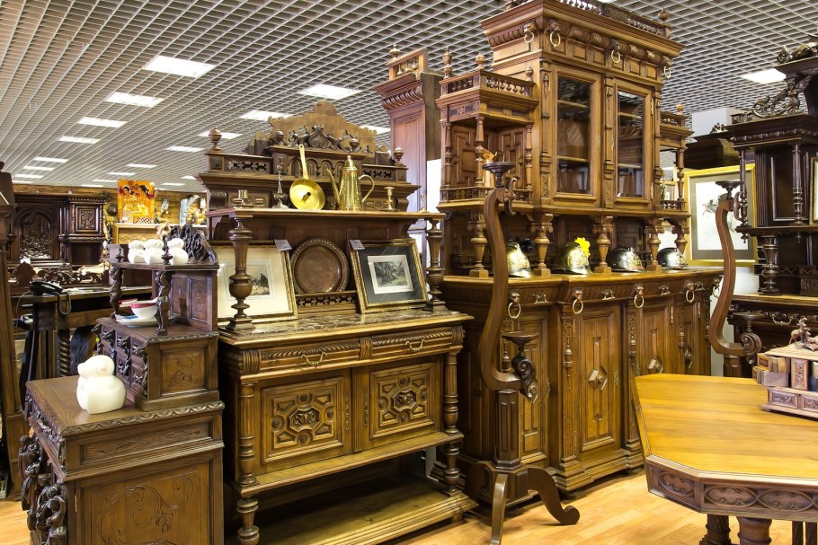Антиквариат мебель