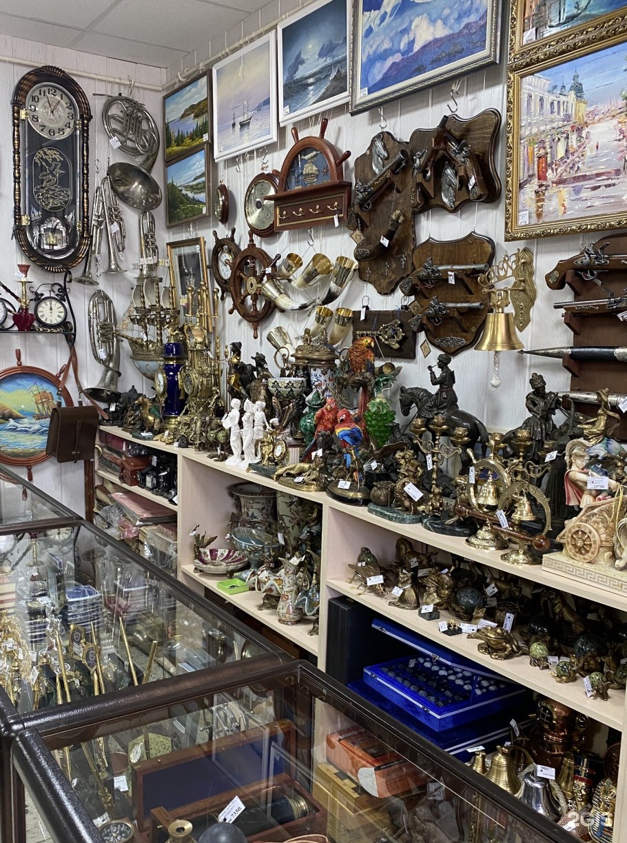 Магазин антиквариата