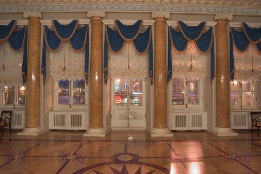 Дворцовые шторы