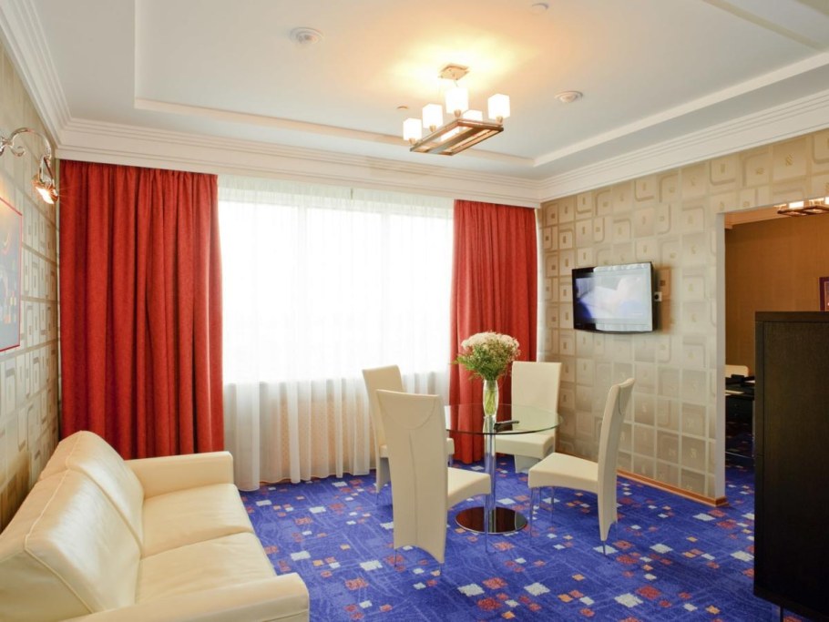 Грин Орел гостиница Гринн