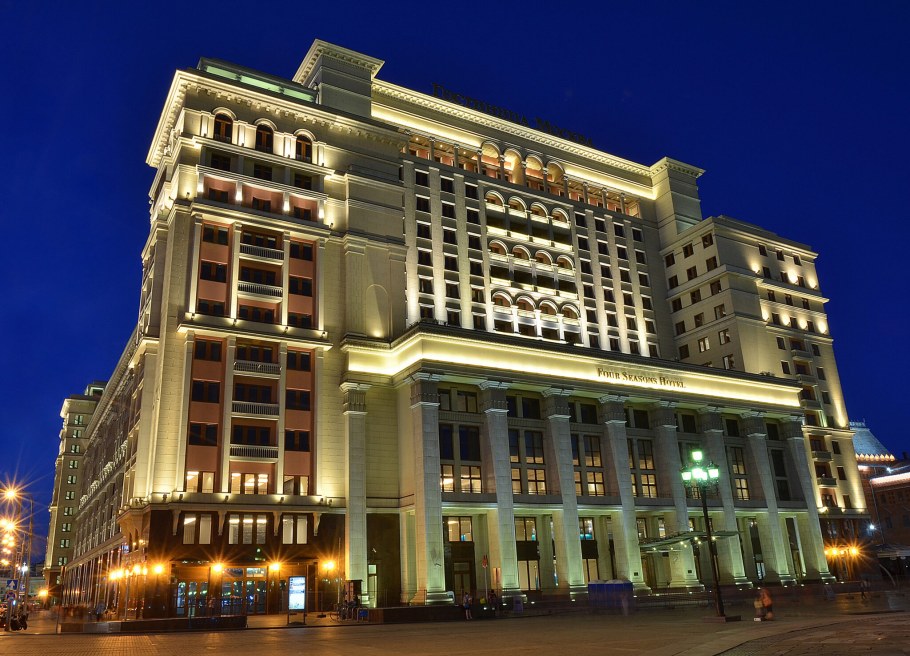 Four Seasons отель Москва фасад