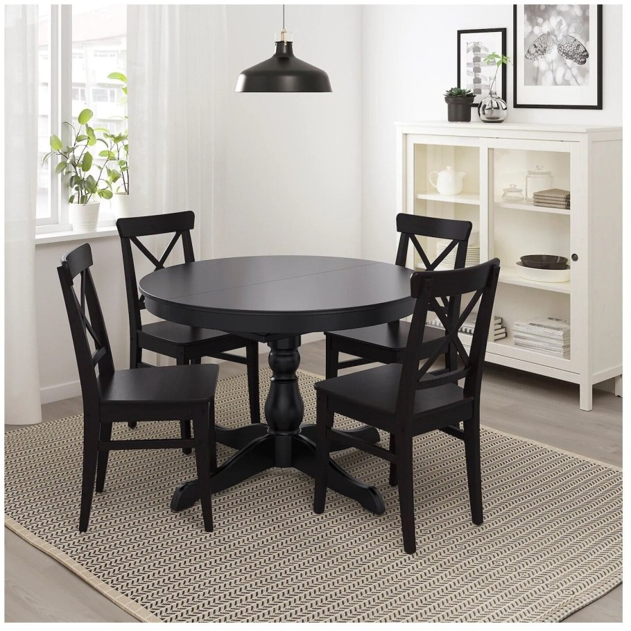 ИНГАТОРП раздвижной стол, черный, 110/155 см