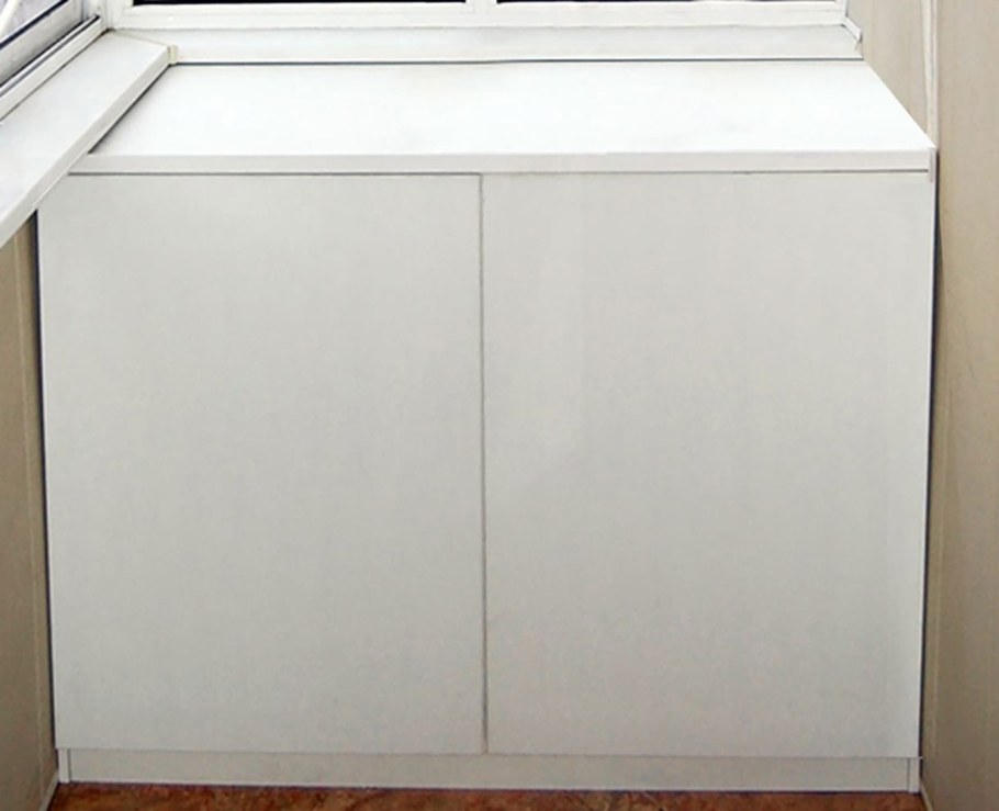 Тумба на балкон