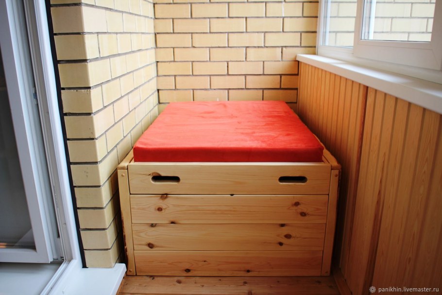 Ящик на балкон