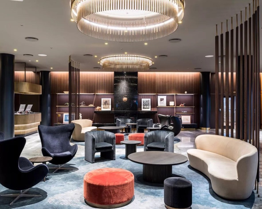 Лобби Radisson Hotel