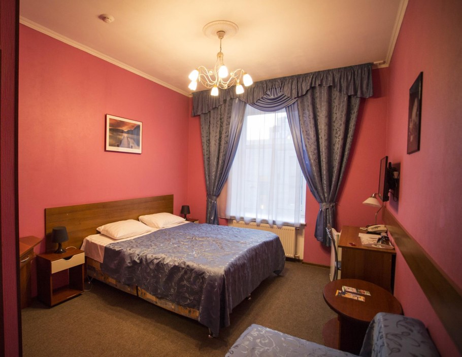 Гостиница Питер премьера