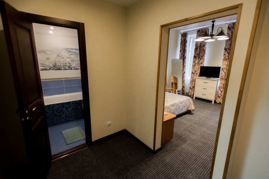 Гостиница на Коллонтай 31