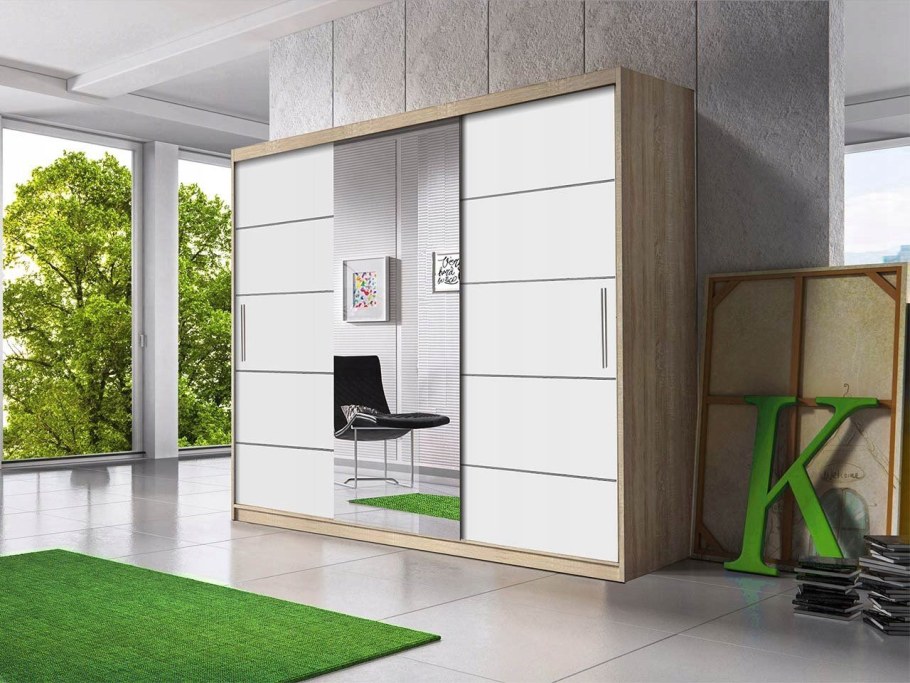 Белый шкаф с полками и зеркалом