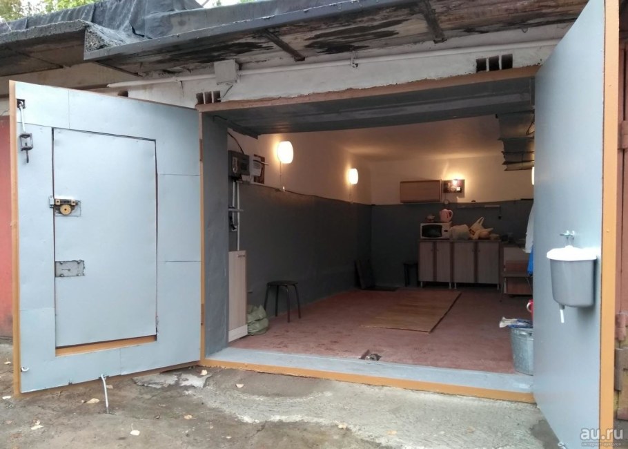 Капитальный гараж с комнатой