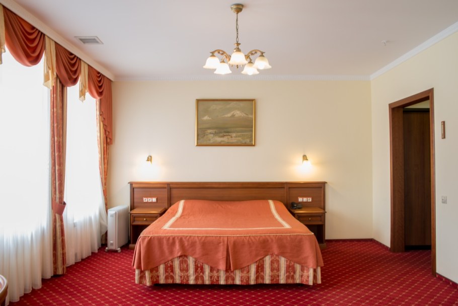 Ближайший гостиница Армения.