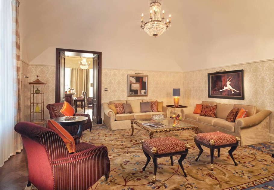 Бельмондо Гранд отель Европа