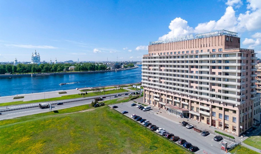 Охтинская гостиница Санкт-Петербург