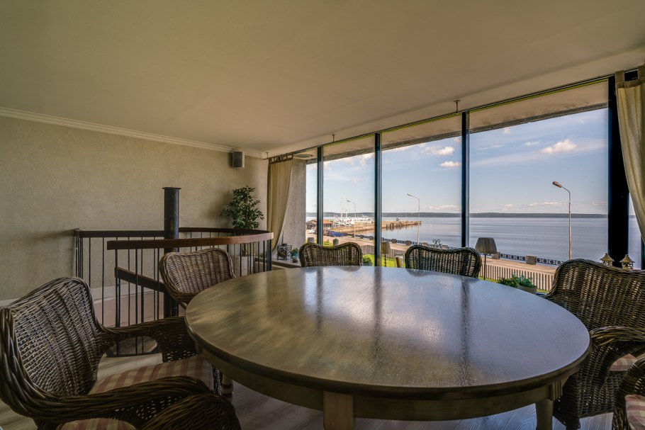 Фрегат гостиница бар Петрозаводск