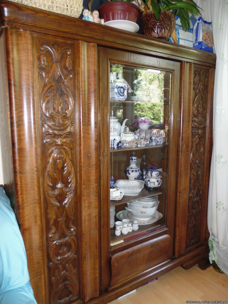 Хельга немецкий сервант антикварный
