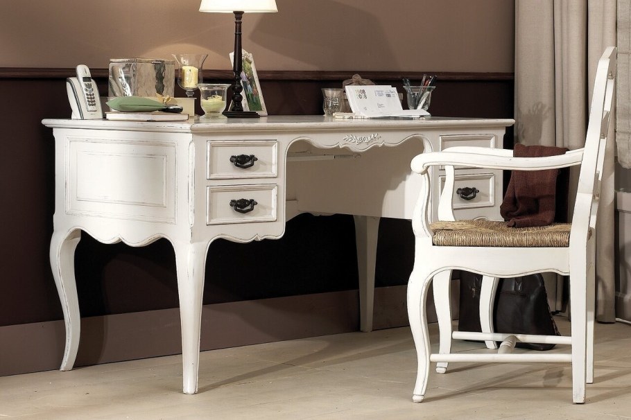 Письменный стол в стиле Прованс