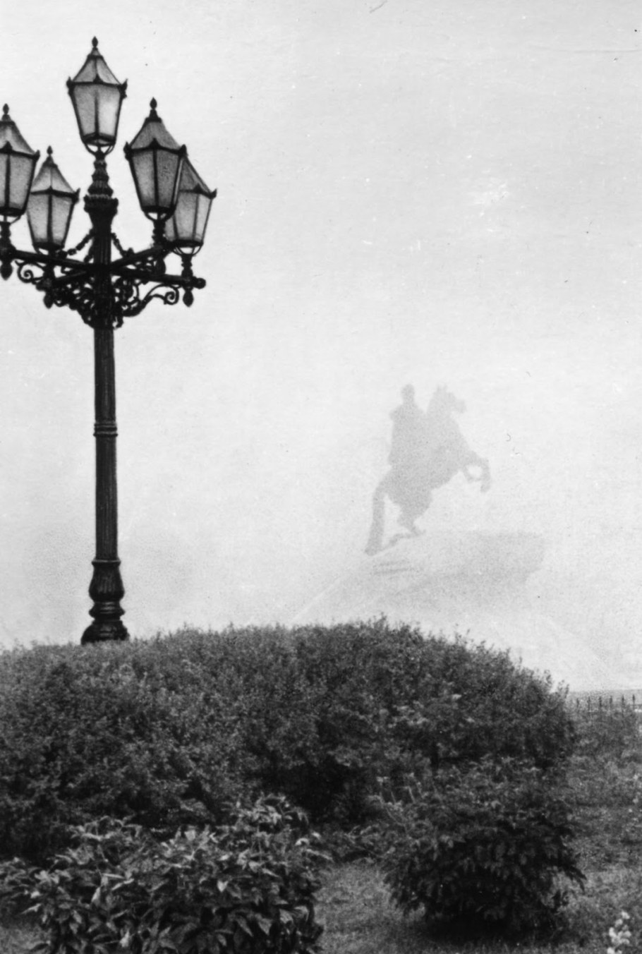 Филипп Лебон газовый фонарь