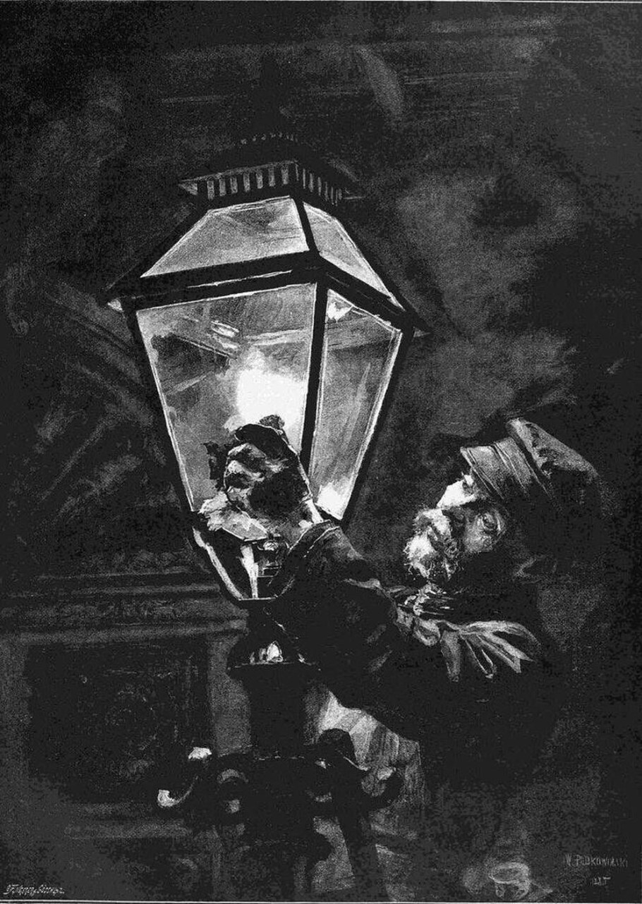 Фонарь 17 века спереди