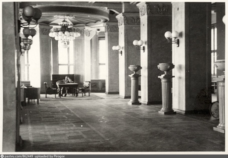 Интерьер гостиницы Украина СССР