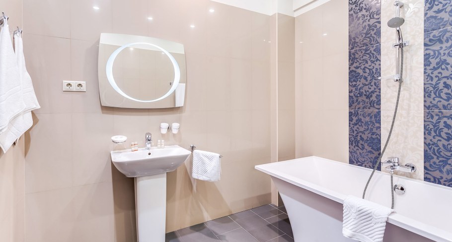 Отель Леон Жулебино