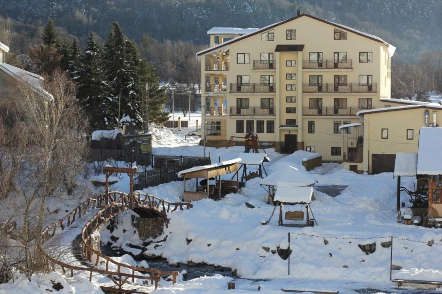 Етти Хаус Теберда