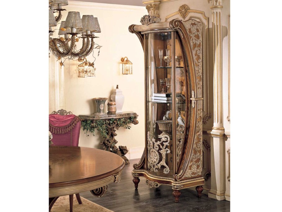 Витрина в стиле Барокко