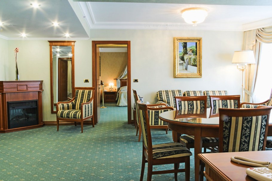 Золотое кольцо отель Москва Смоленская