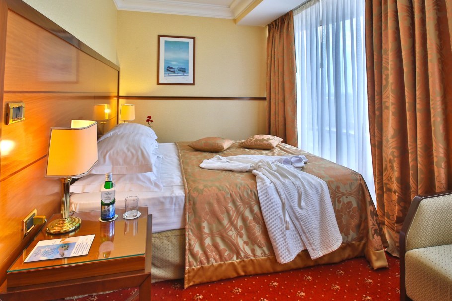 Золотое кольцо на Смоленской гостиница