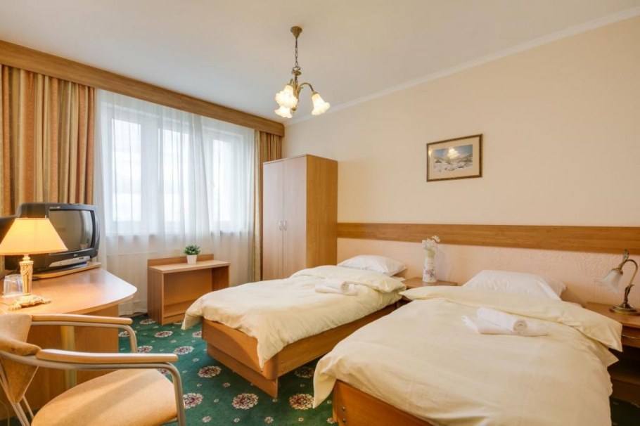 Москва снять номер в гостинецыметро Орехово