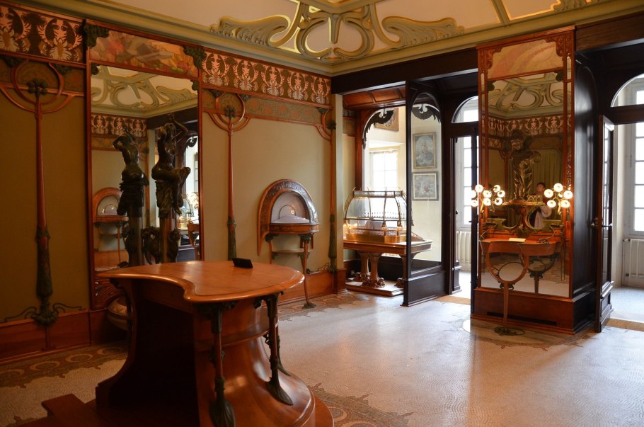 Эжен Валлен ар нуво интерьер