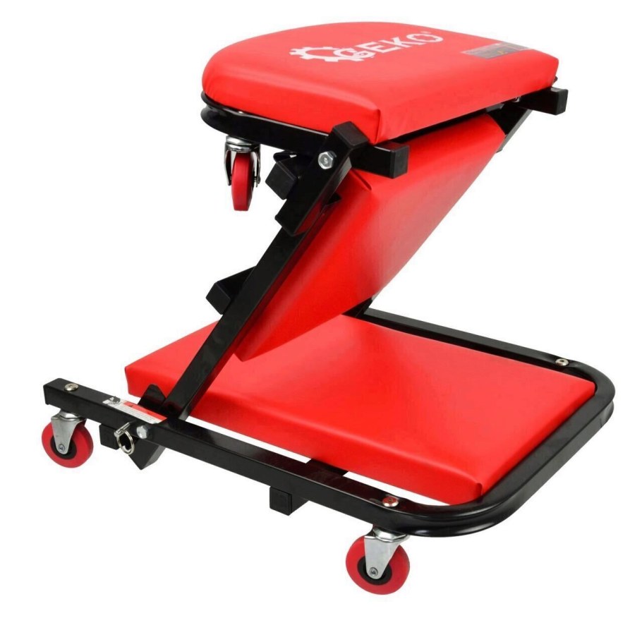 Подкатной стул для автосервиса